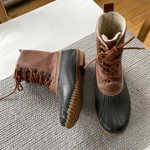 ESPRIT Harbour Brown Black Rubber Lace Up Rain Duck Boots Size 8.5 - Picture 3 of 7